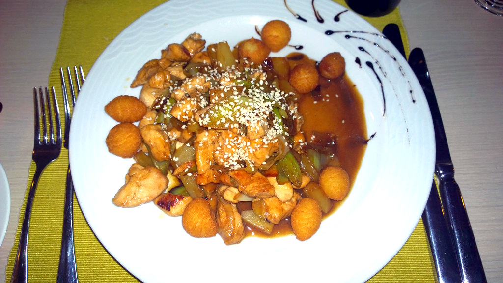 Park Inn by Radisson, chicken