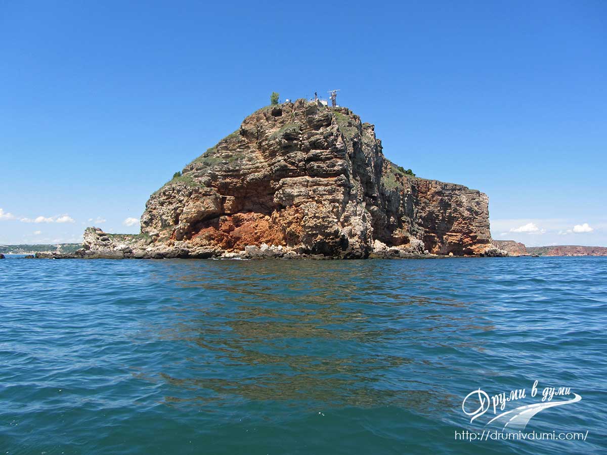 The Black Sea coast as seen from the boat of Captain Krassi