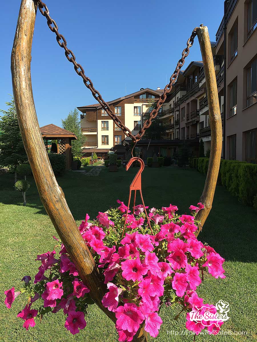 Greenwood hotel Bansko has a wonderful garden