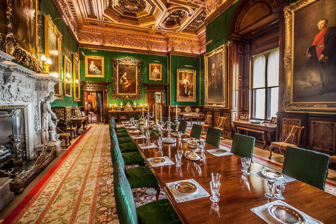 Kostandovo carpet in Alnwick castle, England