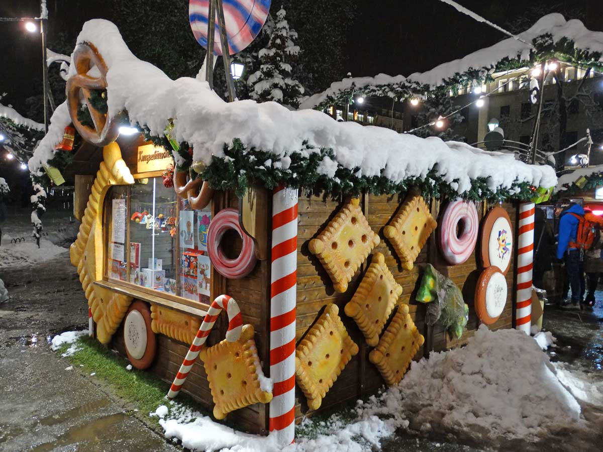 German Christmas Bazar, Sofia, Cookie House