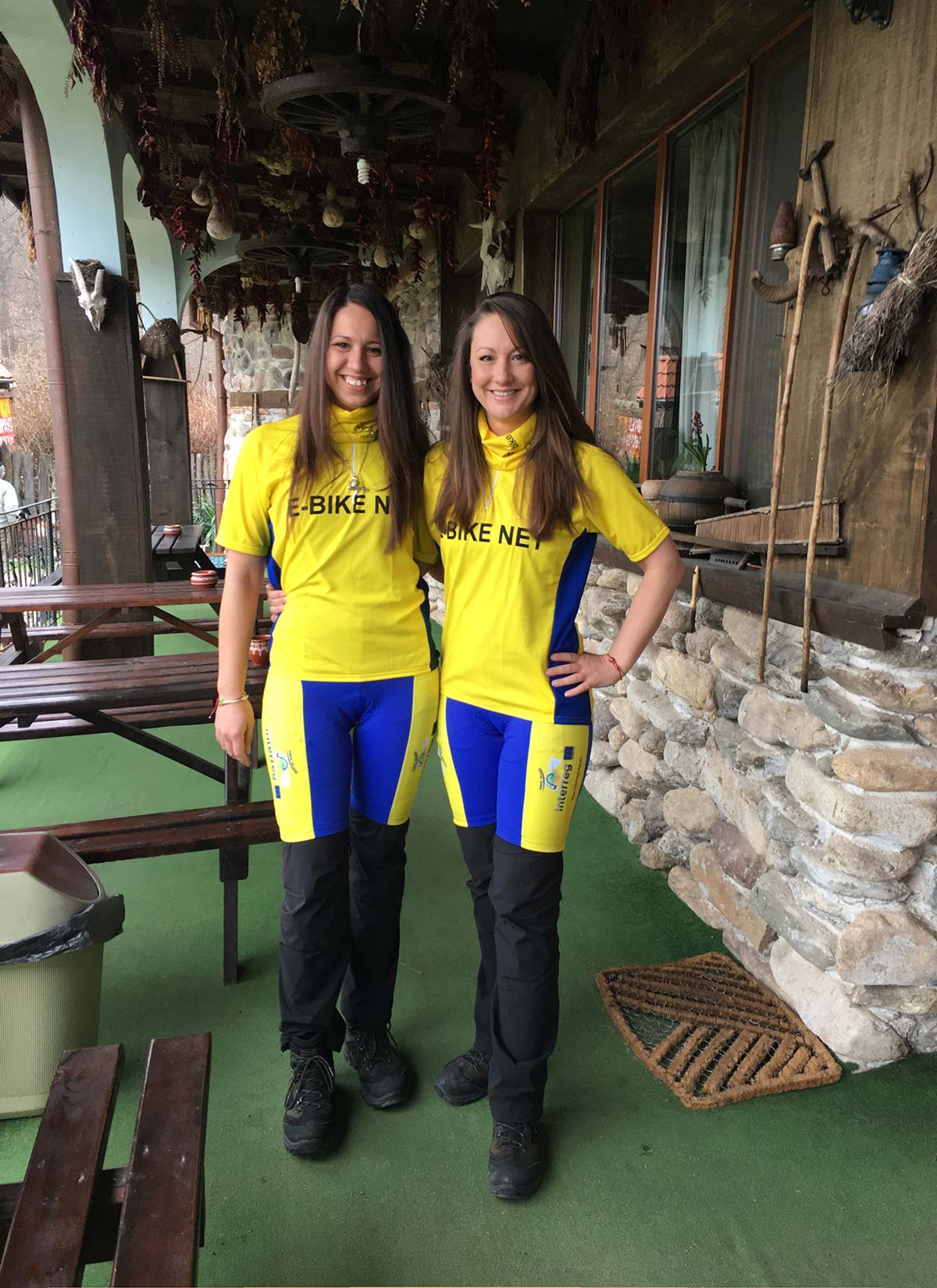 Minion-clothes-for-electrical-bicycles